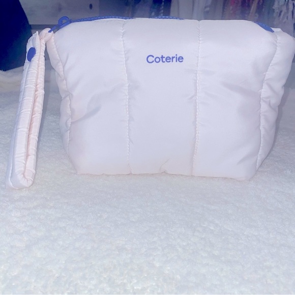 Coterie The Pouch White and Blue Puffy Travel Bag - Picture 3 of 8
